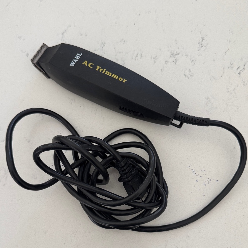 Wahl Black AC Trimmer